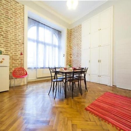 Apartment On Tabidze 3/5 Tbilisi Exteriör bild