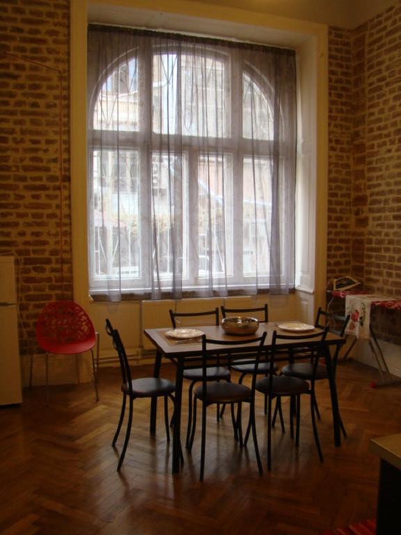 Apartment On Tabidze 3/5 Tbilisi Exteriör bild
