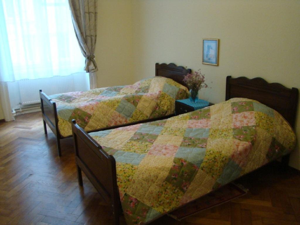 Apartment On Tabidze 3/5 Tbilisi Exteriör bild